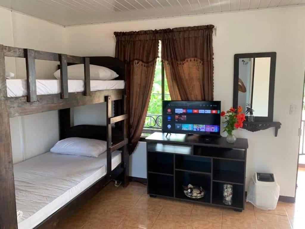 パリタ Cabinas Playa Banderaアパートホテル エクステリア 写真